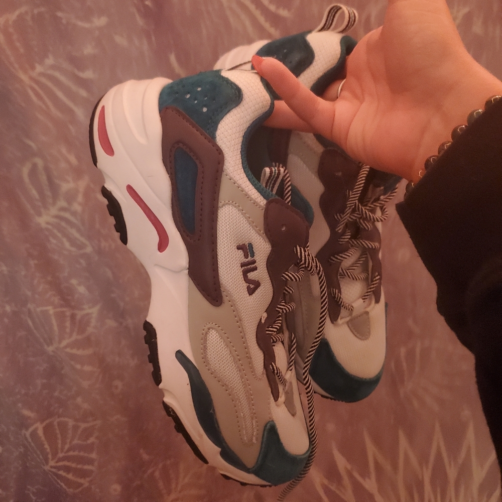 Fila sneakers